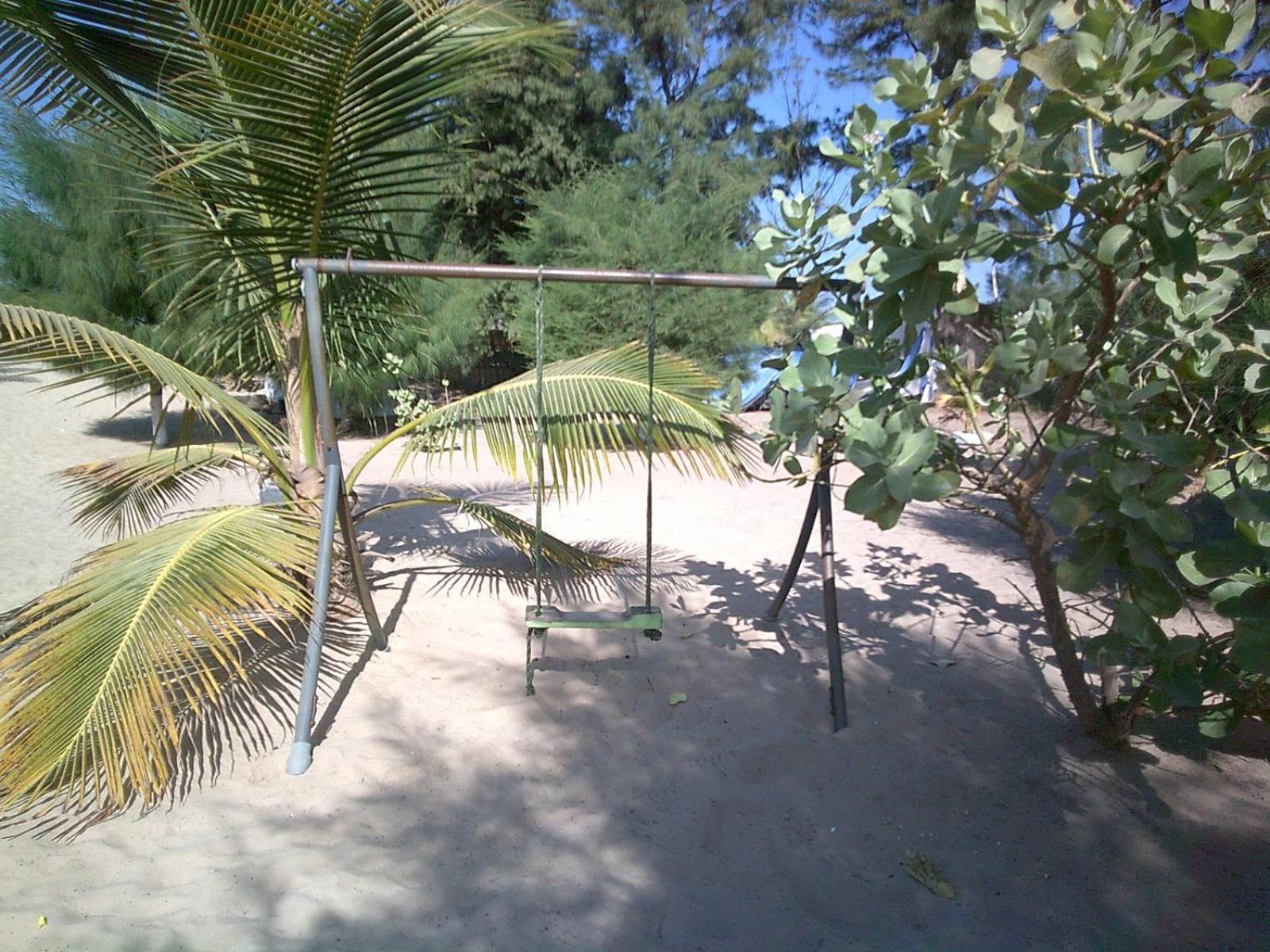 Mangrove Beach Sanyang Εξωτερικό φωτογραφία